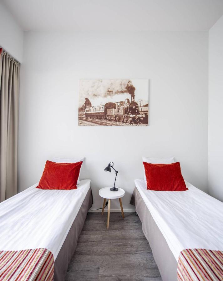 Hotel Seurahuone Riihimaki Bagian luar foto