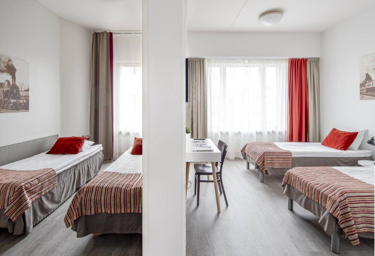 Hotel Seurahuone Riihimaki Bagian luar foto