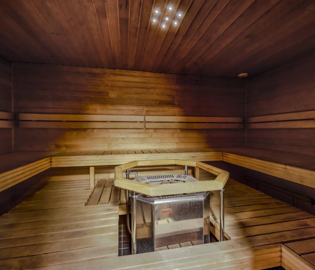 Hotel Seurahuone Riihimaki Bagian luar foto